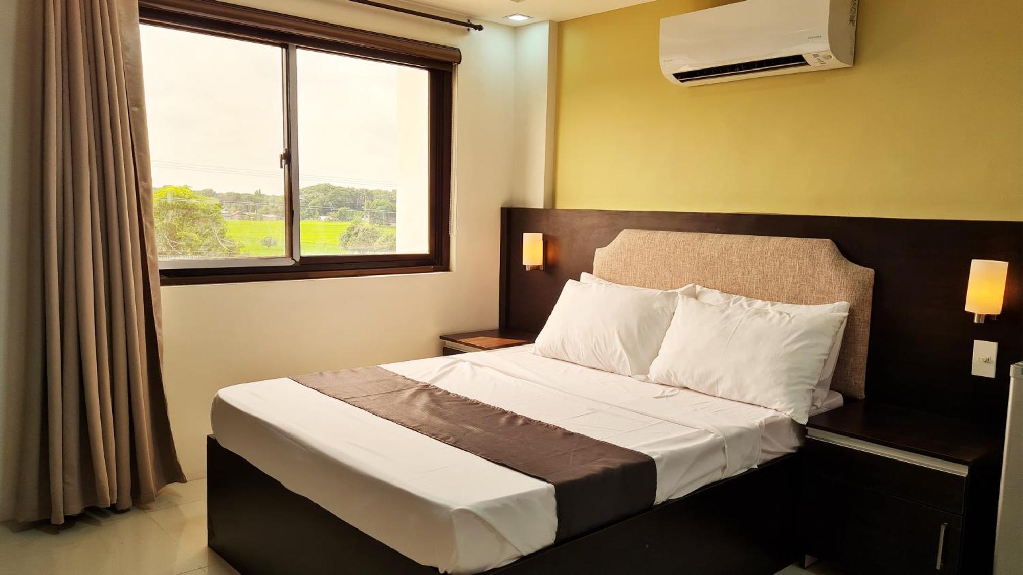Staycation Hotel San Jose  Zewnętrze zdjęcie